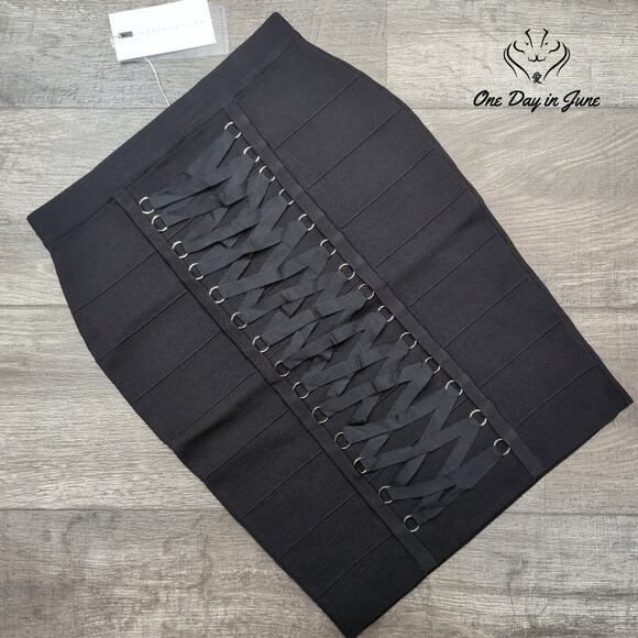 Endless Rose Mini Skirt Size S - Picture 1 of 5